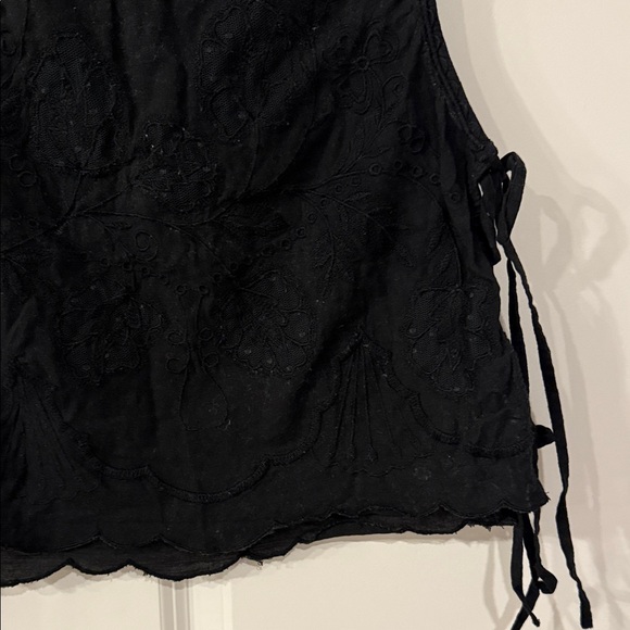 Lightly worn Free People Black Lace Crop Top with tie sides size S - Picture 9 of 10